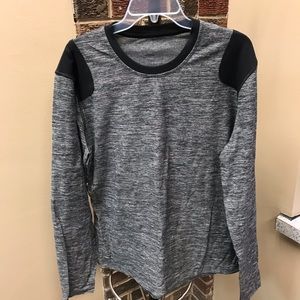 Lululemon long sleeve sz XL